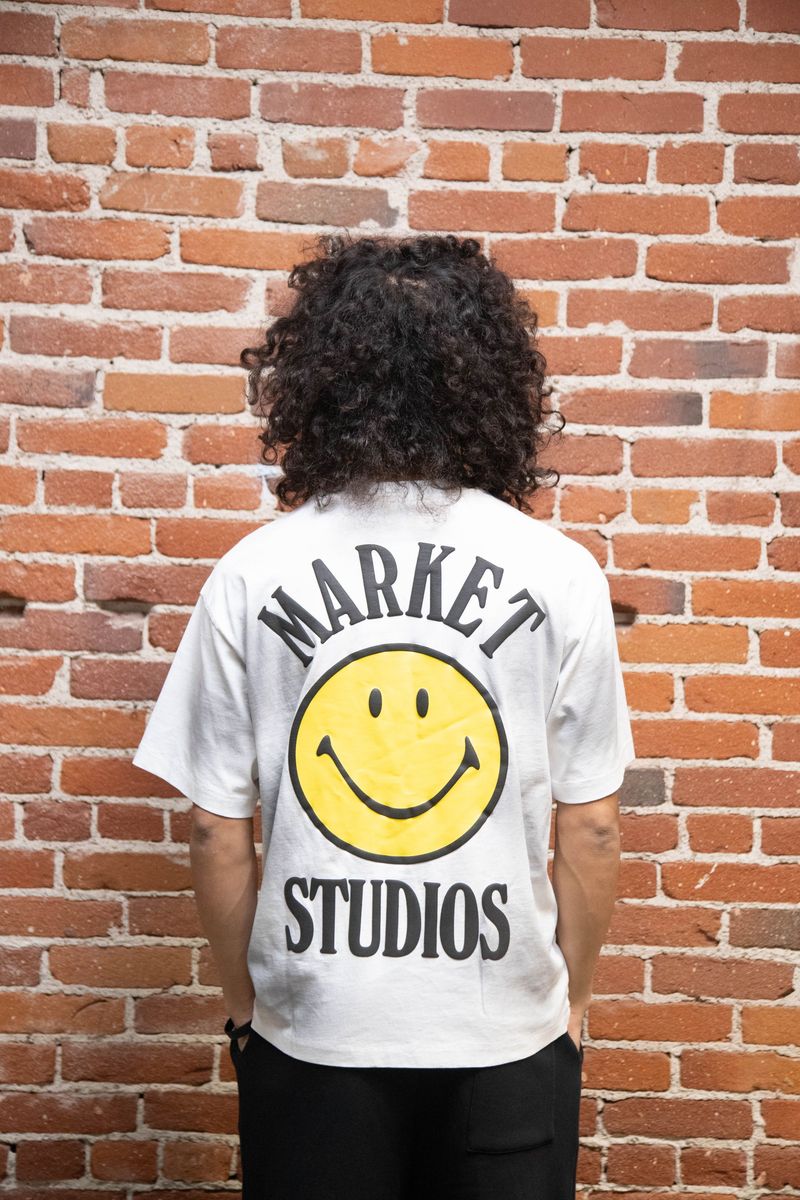 PRE- ORDER SMILEY LOCKUP T-SHIRT SHIPS 7/15/26