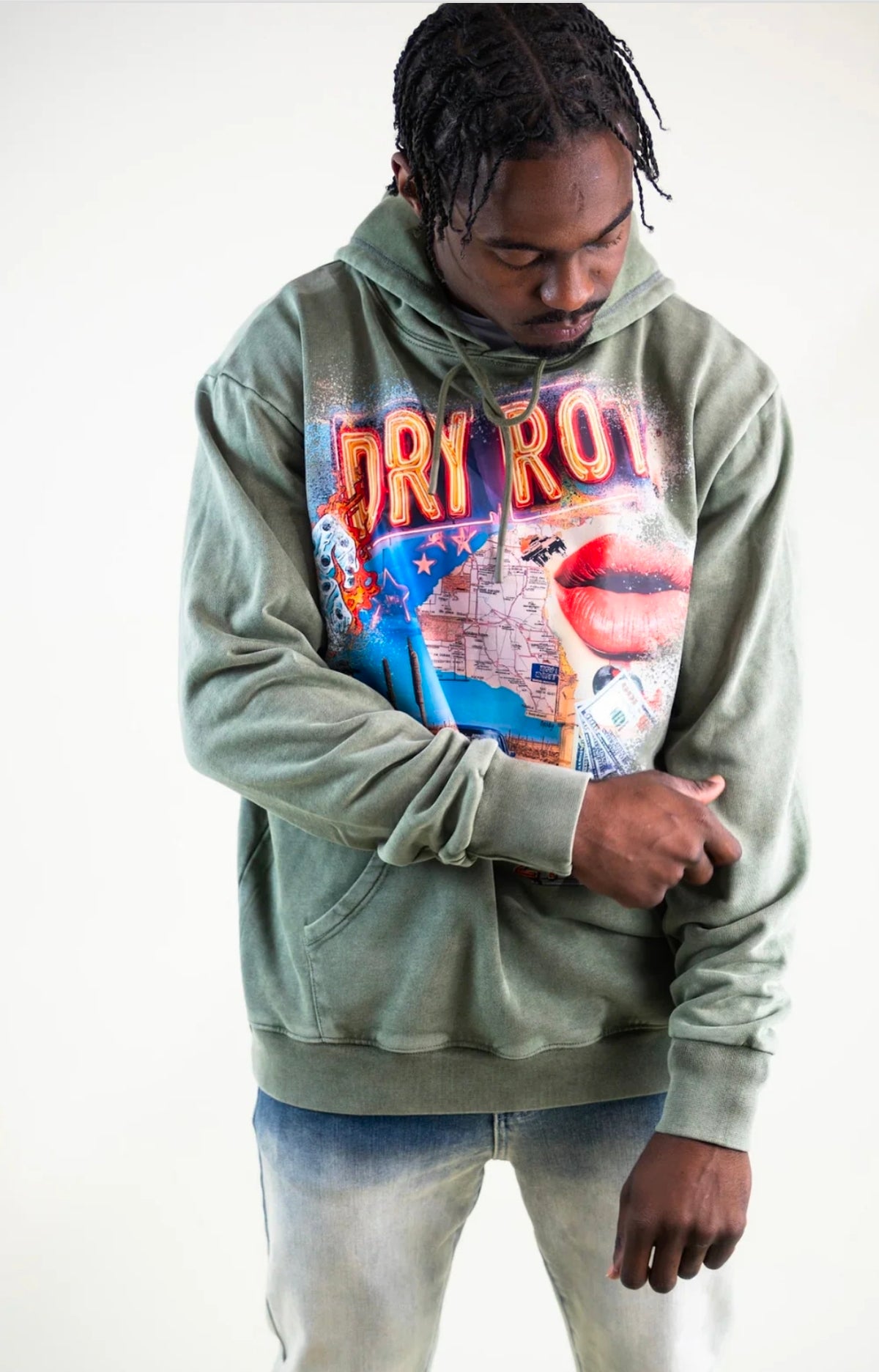 Dry Rot - Dried & Rotten.
DRY ROT GUEST HOODIE GREEN