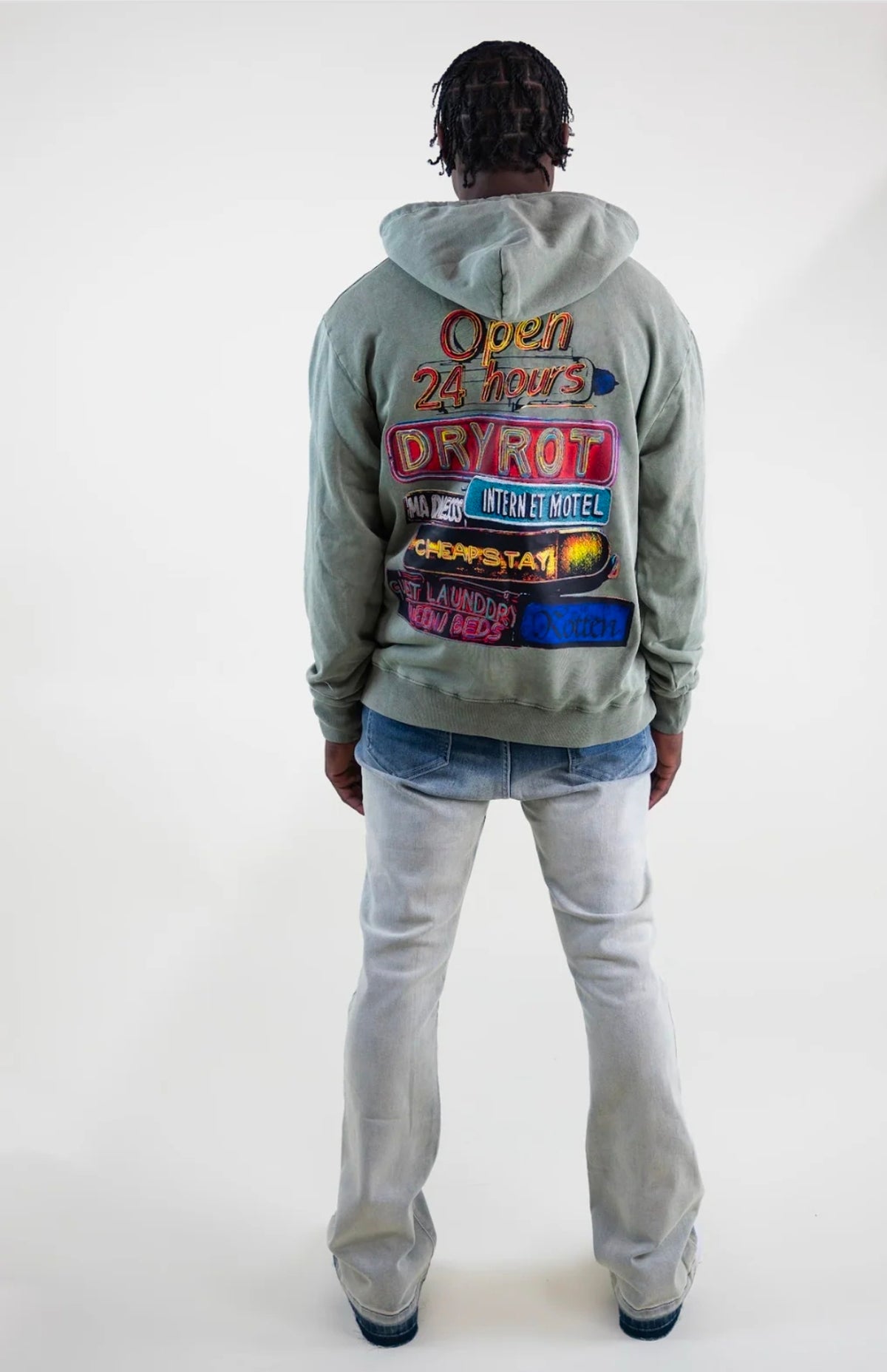 Dry Rot - Dried & Rotten.
DRY ROT GUEST HOODIE GREEN