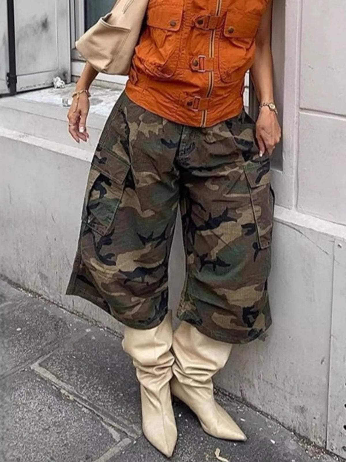 Camouflage Cargo Cropped Pants