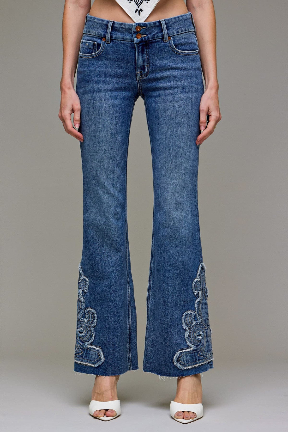 APPLIQUE FLARE