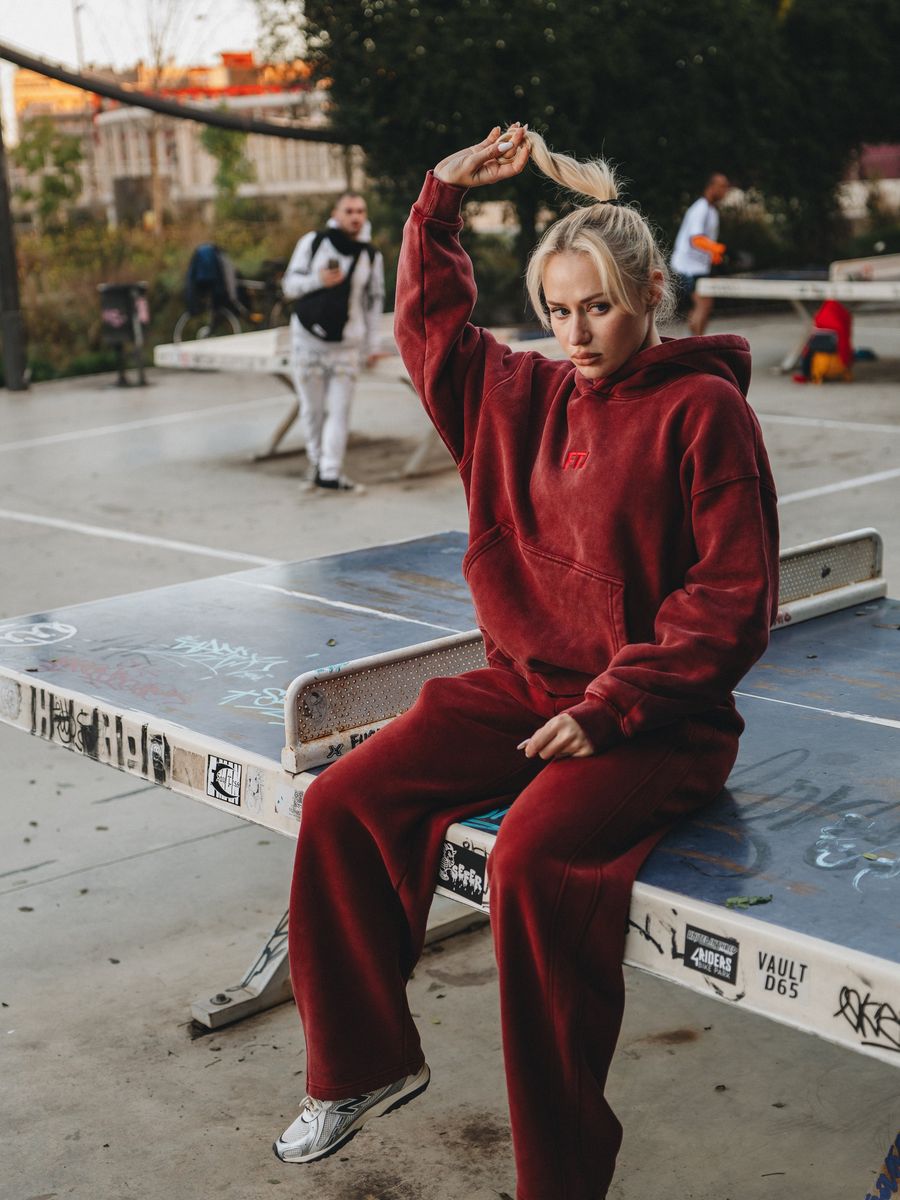 Women's OFF Days Red Sweatsuit