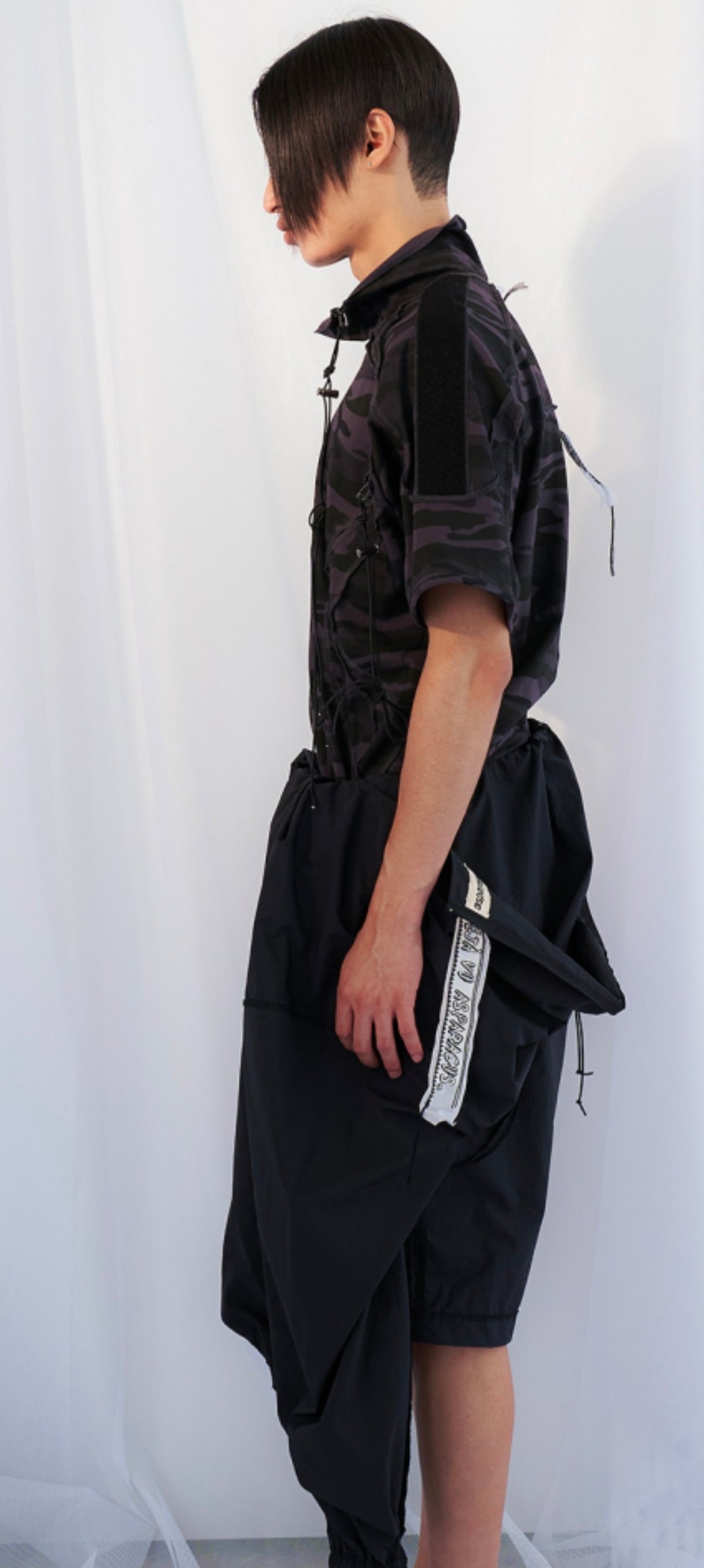 Inside out high neck zip t-shirt