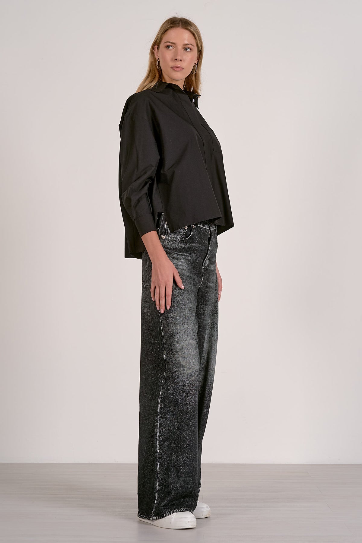 Elan Top