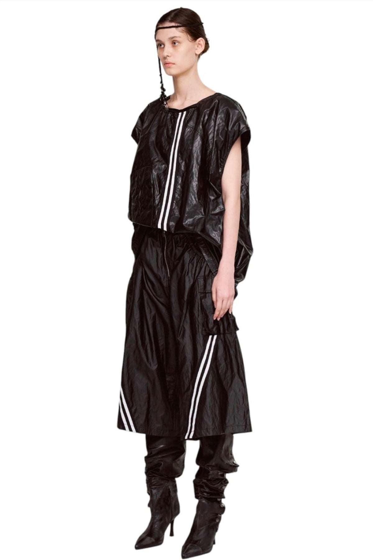 PLEATED POCKET MID PANTS LEATHER