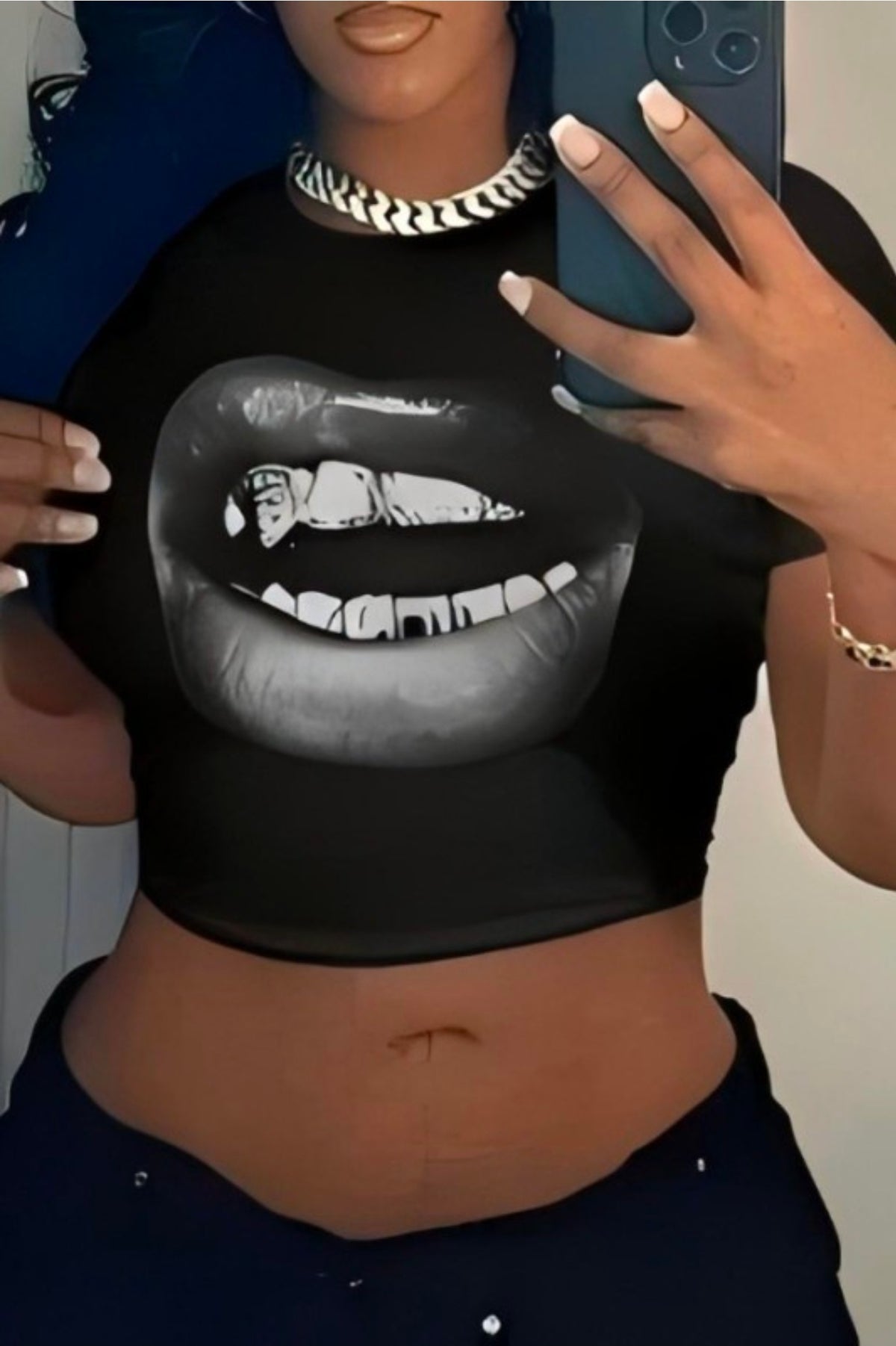 Graphic Fitted Crop T