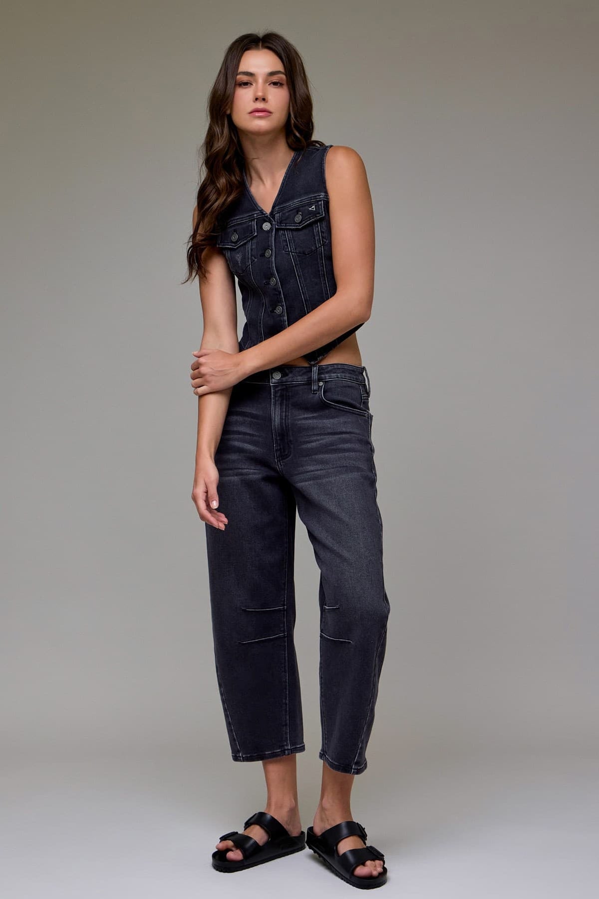 SAMMIE Medium Grey Stretch Cropped Barrel Jean