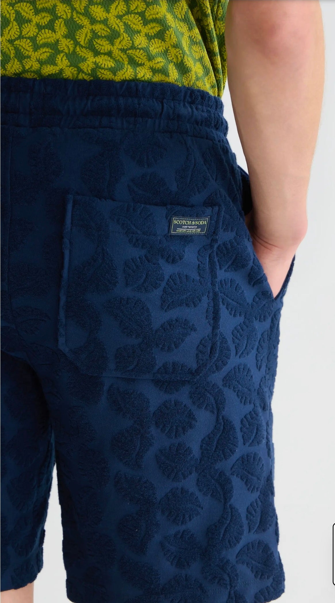 FAVE TERRY JACQUARD RELAXED -FIT BERMUDA SHORTS