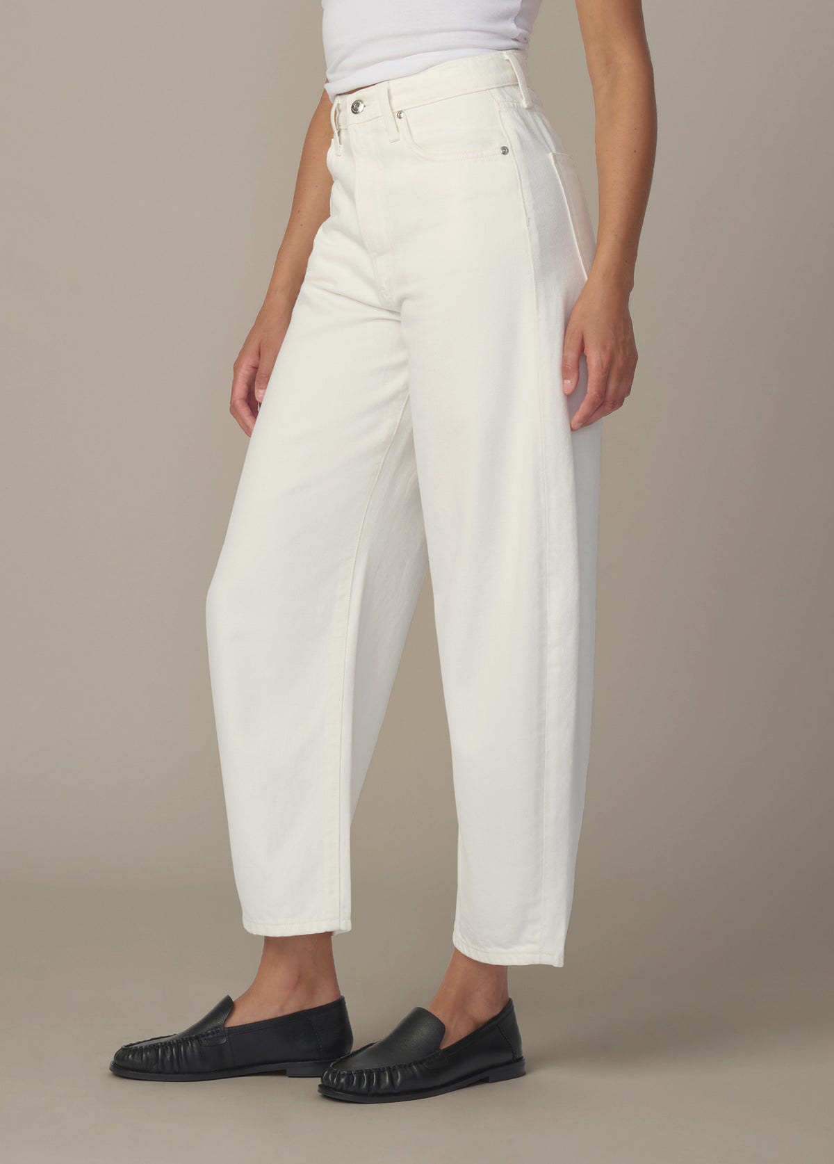 THE BILLIE CROPPED BARREL LEG