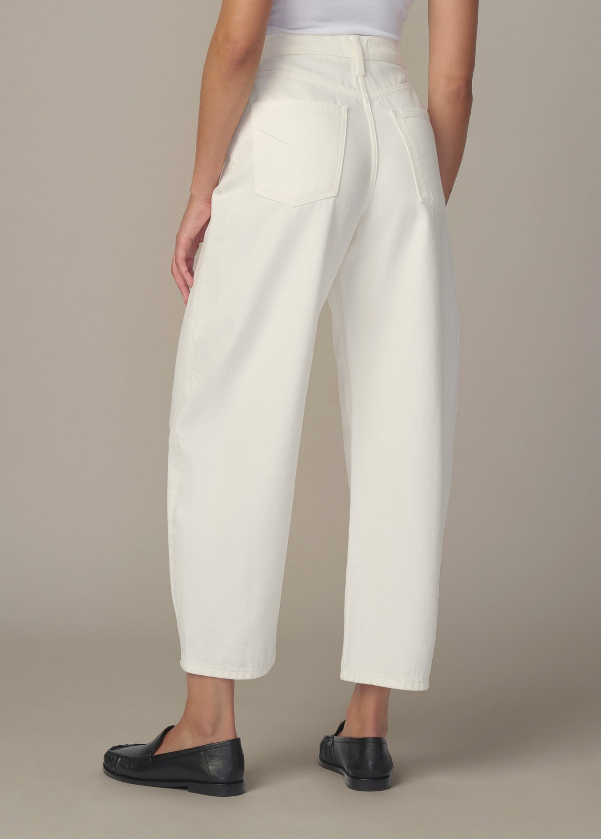 THE BILLIE CROPPED BARREL LEG